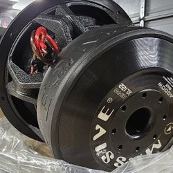 Brand New 12" Massive Hippo XL