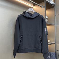 Prada Men’s Hoodie 2026 New 