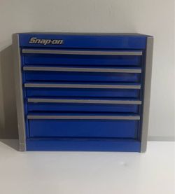 Snap-on Mini Tool Chest Collectible