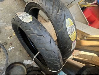 Motorcycle tires 🛞