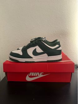 Nike Dunk Low Michigan State Size 9.5 Pre-Owned