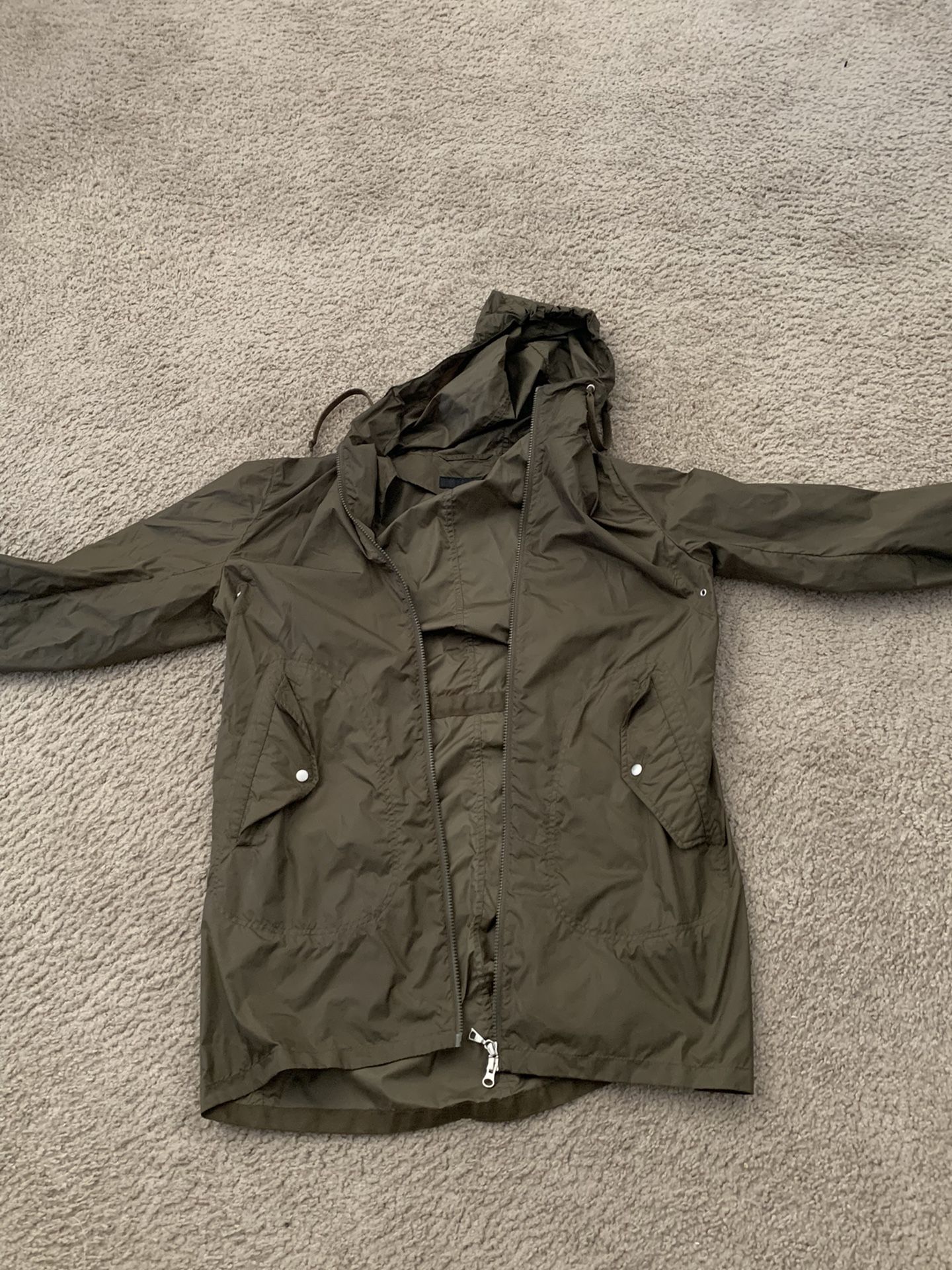 Uniqlo Parka Jacket in Olive Size: XS