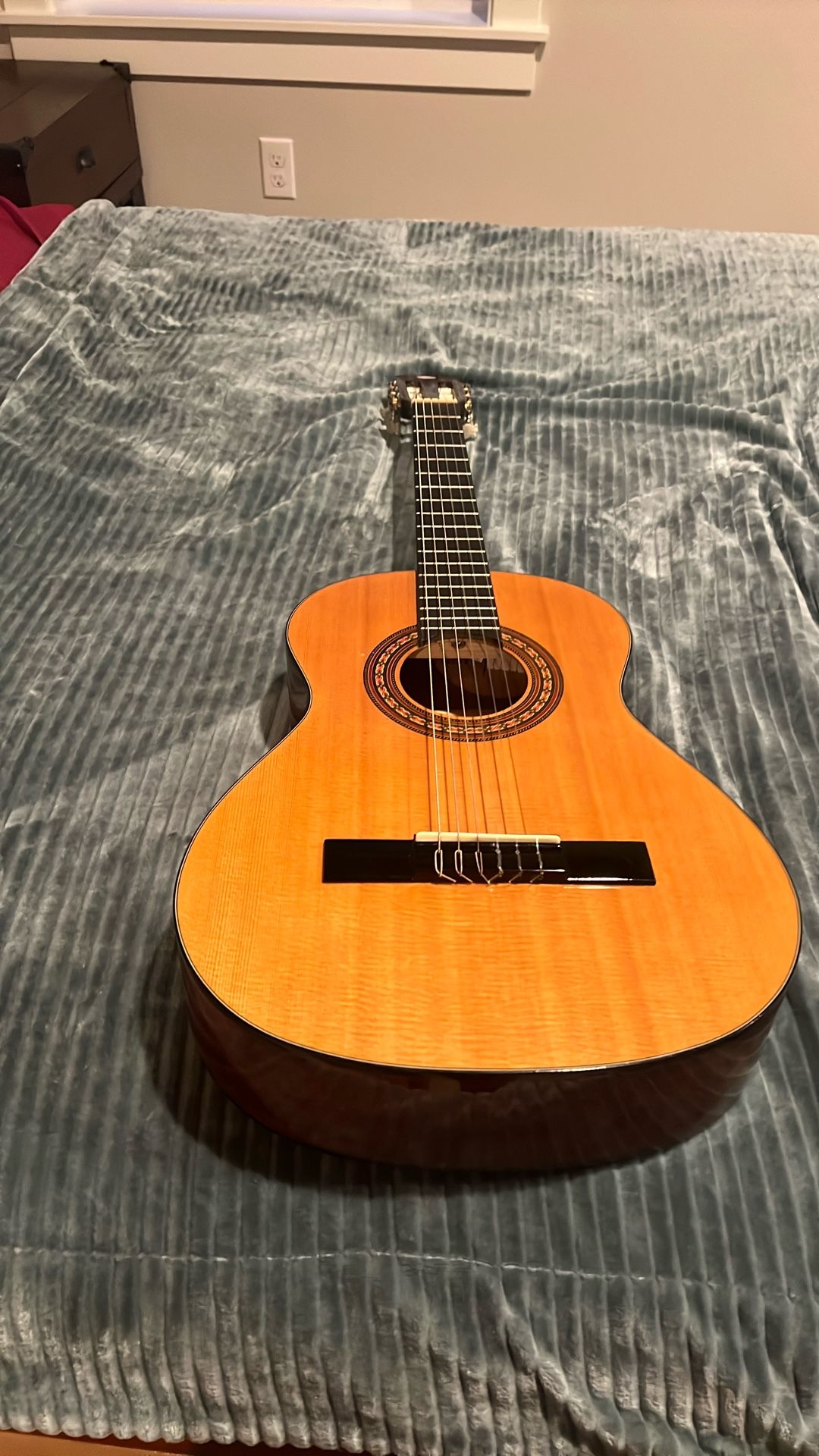 Takamine Concert Classic 132S Acoustic Guitar