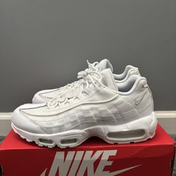 Air Max 95 Essential