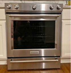 KitchenAid 30" Slide-In Gas Convection Range - Stainless - KSGG700ESS - Great Condition