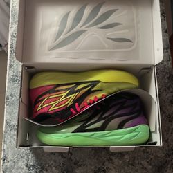 Rick And Morty Lamelo Ball Puma Basketball Shoes 9.5 US