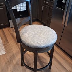 SWIVEL STOOLS (4)