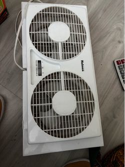 Get summer breeze with Holmes fan!