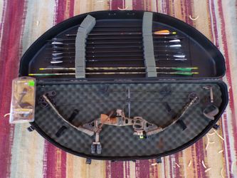 Parker Super Magnum 35 Compound Bow – Complete Archery Set Hard Case & Lots of Accessories