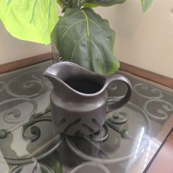 🖤 Pfaltzgraff Black Stoneware Creamer – Made in USA
