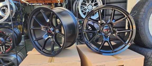 Srt wheels