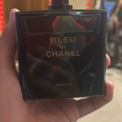chanel de bleu