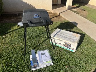 Broil King, Porta-Chef 100, Portable Collapsable Camping Gas Grill BBQ, Brand New