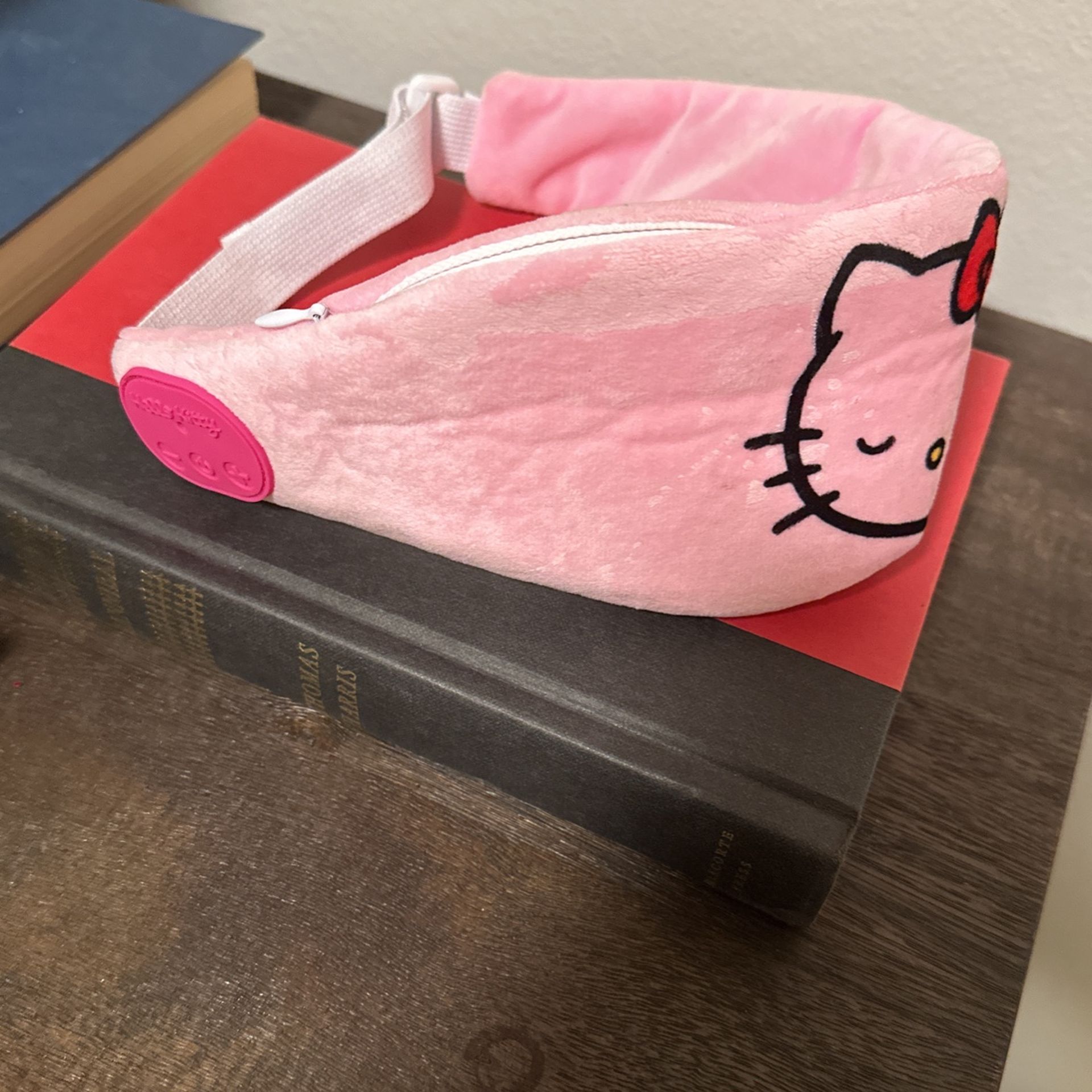 Hello Kitty Sleep Mask W/ BT Speaker