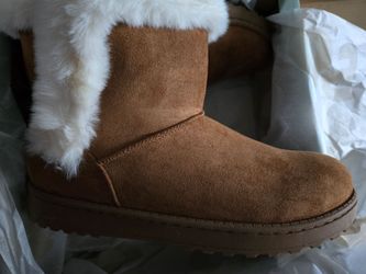 Women's Boots Size 10 New