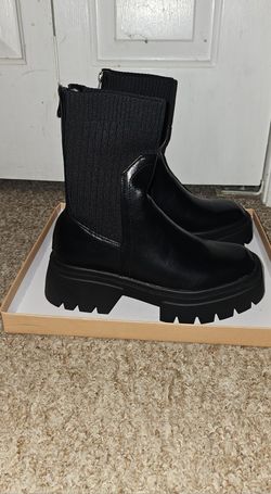 Chunky Heel Simmi London Boots