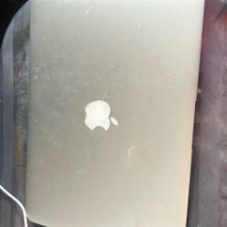 Apple Laptop 