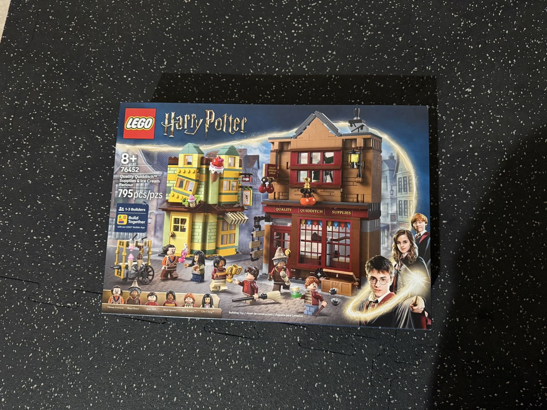 LEGO Harry Potter Quality Quidditch Supplies & Ice Cream Parlour - Boys and Girls 8+ - Harry Potter Collectible