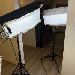 2 Kino Flo Diva Lite