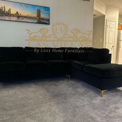 Brand New Vogue2 Black Sectional Dimensions: LAF SOFA: 76x33x34H CHAISE: 80x33X34H