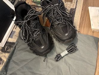 Balenciaga Track Runner size 45