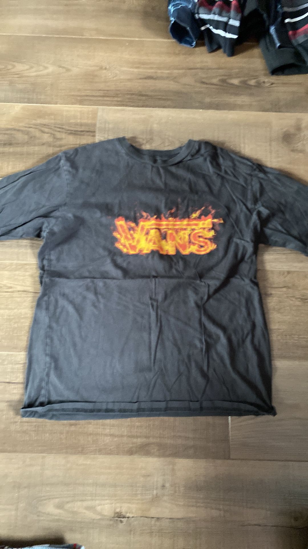 Vans Fire Shirt(XL 14+)