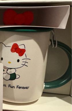 Starbucks Hello Kitty mug