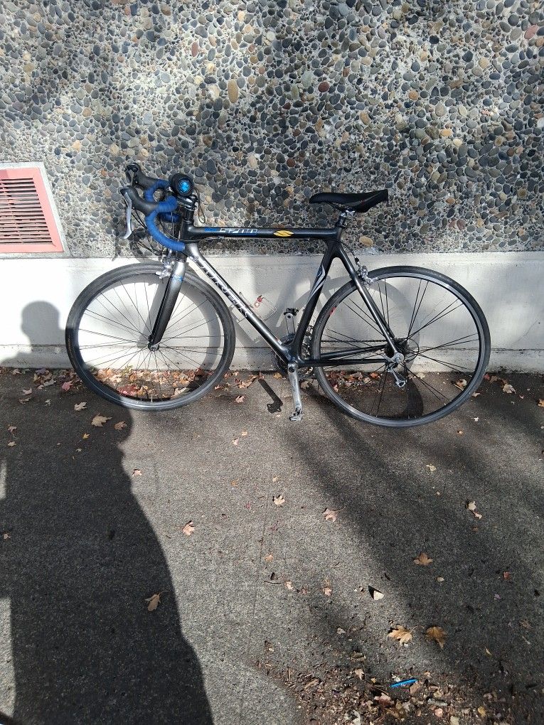 Trek 5200 DCLV Full Carbon Fiber