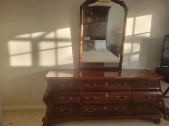 Solid wood king size bedroom set