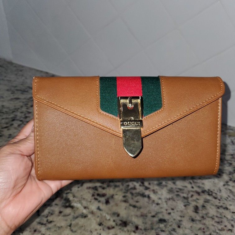 Gucci Wallet 