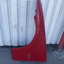 Front Fender BMW. 3 Series 335 IS Left Side. 2007-2008-2009-2010-2011-2012-2013. Plastic. EOM. Used. Good Condition.