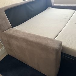 Queen Size Sleeper Sofa $500