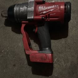 Milwaukee 1 Inch Impact Gun 