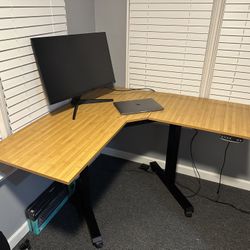 Desk And Chair 