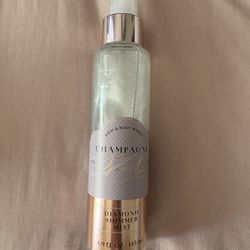 Champagne Toast Glitter Spray 
