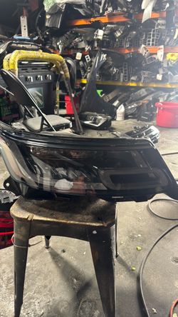 2018 2021 land Rover sport Right headlight
