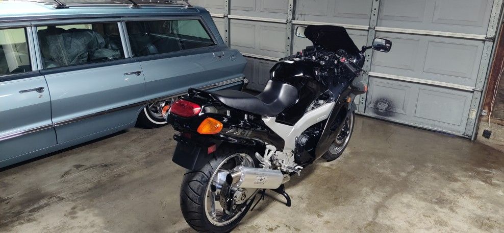 kawasaki ninja zx11 for sale