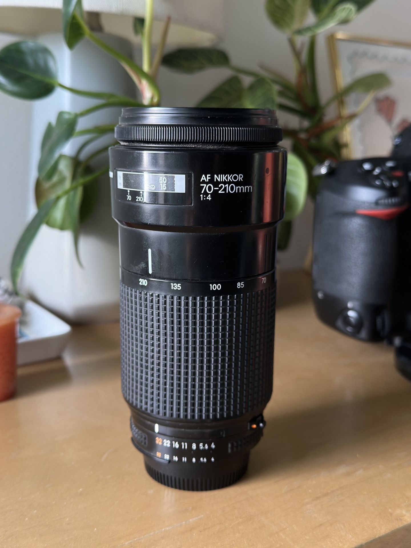 Nikon 70-210 F4 AF