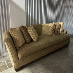 Couch/Sofa for Sale – $200 OBO (Fast Pickup, Must Go!) 