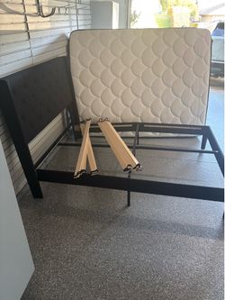 Full size bed with mattress