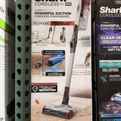 Shark Cordless PetPro Vacuum Brand New In Box 