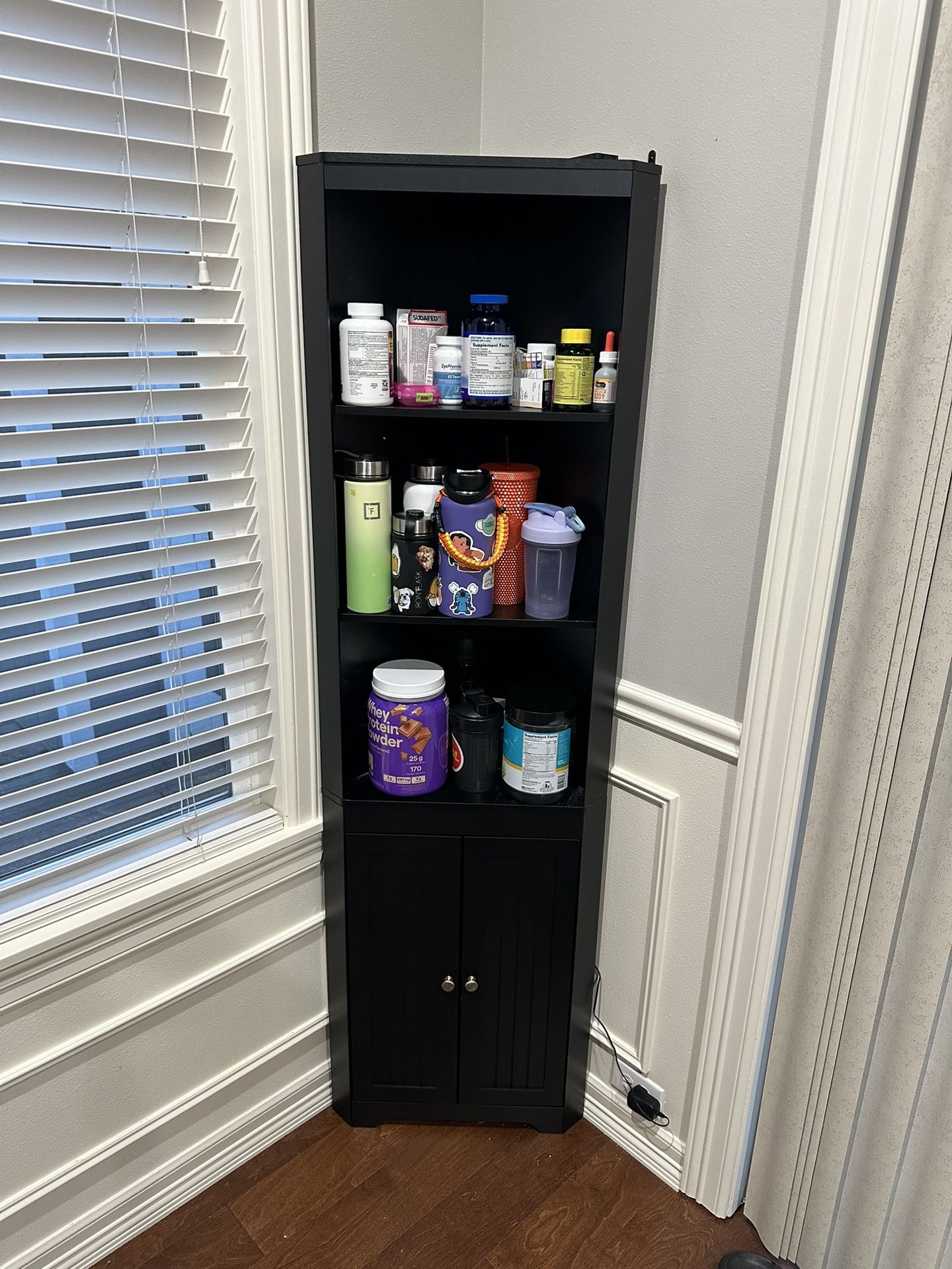 Corner cabinet with LED lights