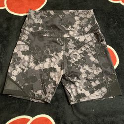 Women's Camo Yoga/Gym Pants with Phone Pocket - Stretchy & Non-See-Through