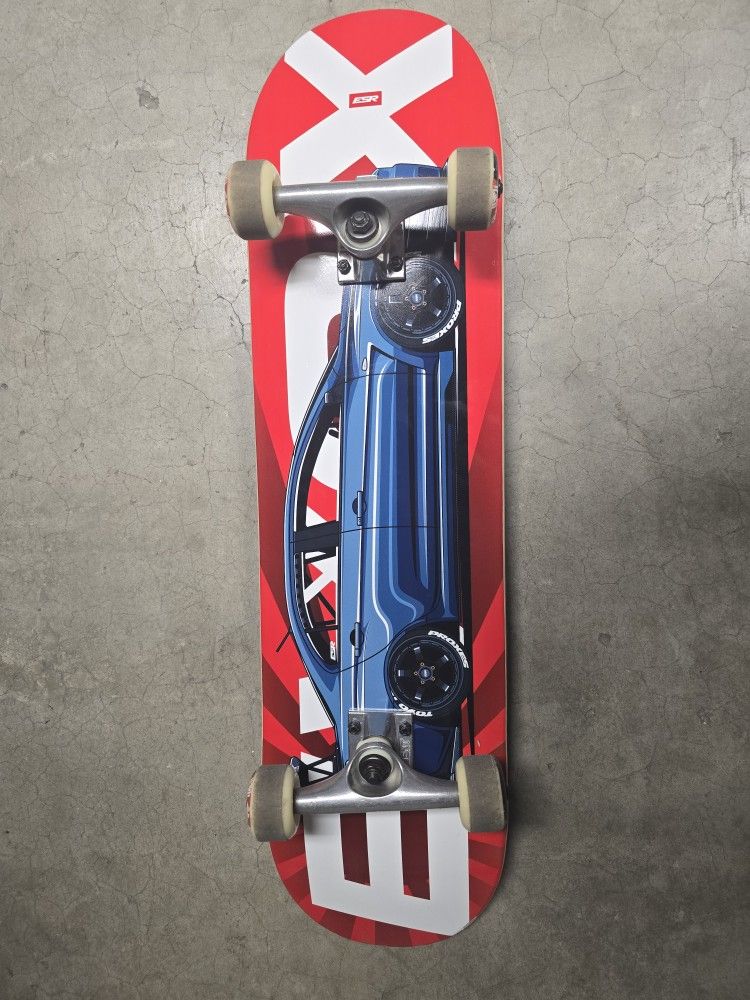 Esr Complete Skateboard Size 8