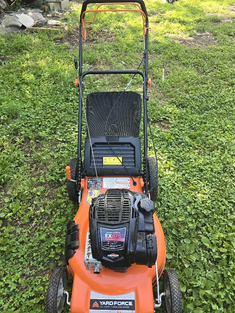 YARD FORCE SELF PROPPELL RUNS GOOD HIGH WHEELER SERIOUS BUYERS