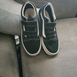 Vans Size 4