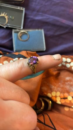 Good And Amethyst 1 Carat 