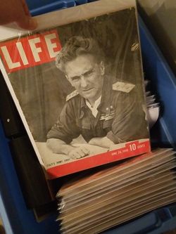 Lot Of Antique vintage Life Magazines dated 1936 to 80s  (Mostly Older Years)