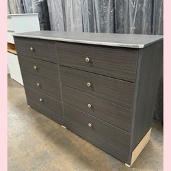 8 Drawer Dresser 