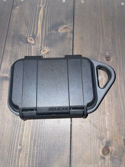 Pelican 1060 Micro Case – Waterproof Hard Case (Black)